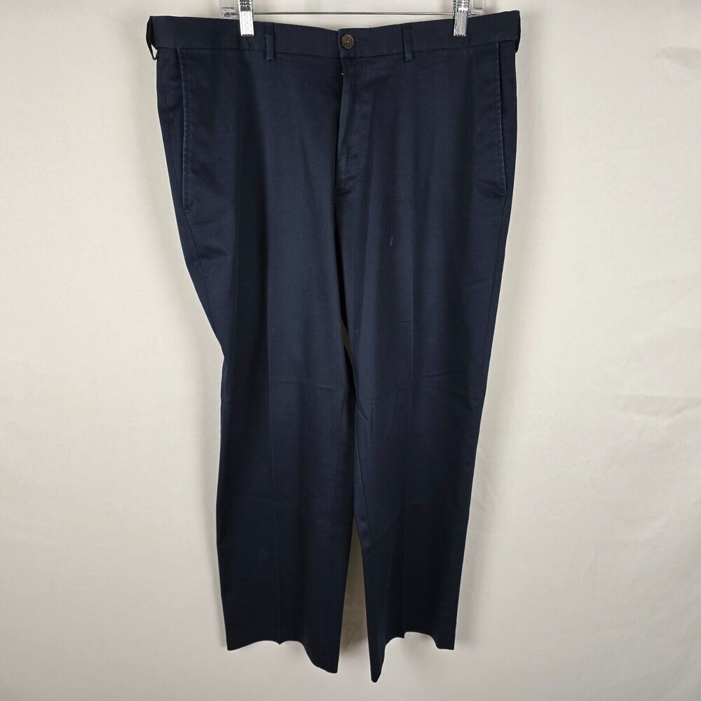 Haggar Dress Pants Men's 36 x 30 Black Classic Fit Repreve Straight Leg